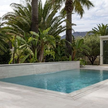 Ideal für Pool und Terrasse