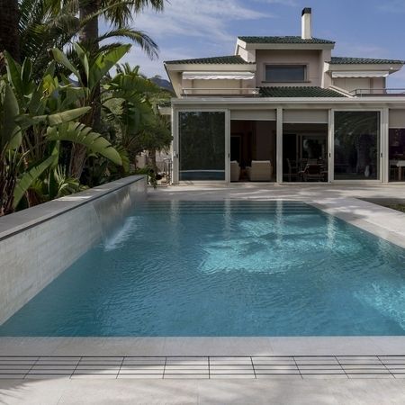 Ideal für Pool und Terrasse